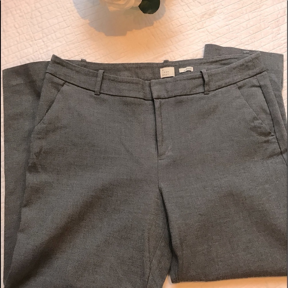 A New Day cropped pants